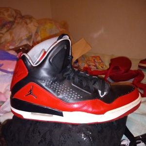 Jordan flight size 12